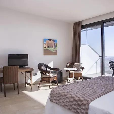 Miba Hotel 2*