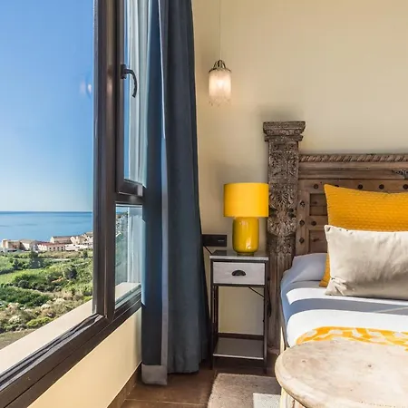 Miba Hotel 2*